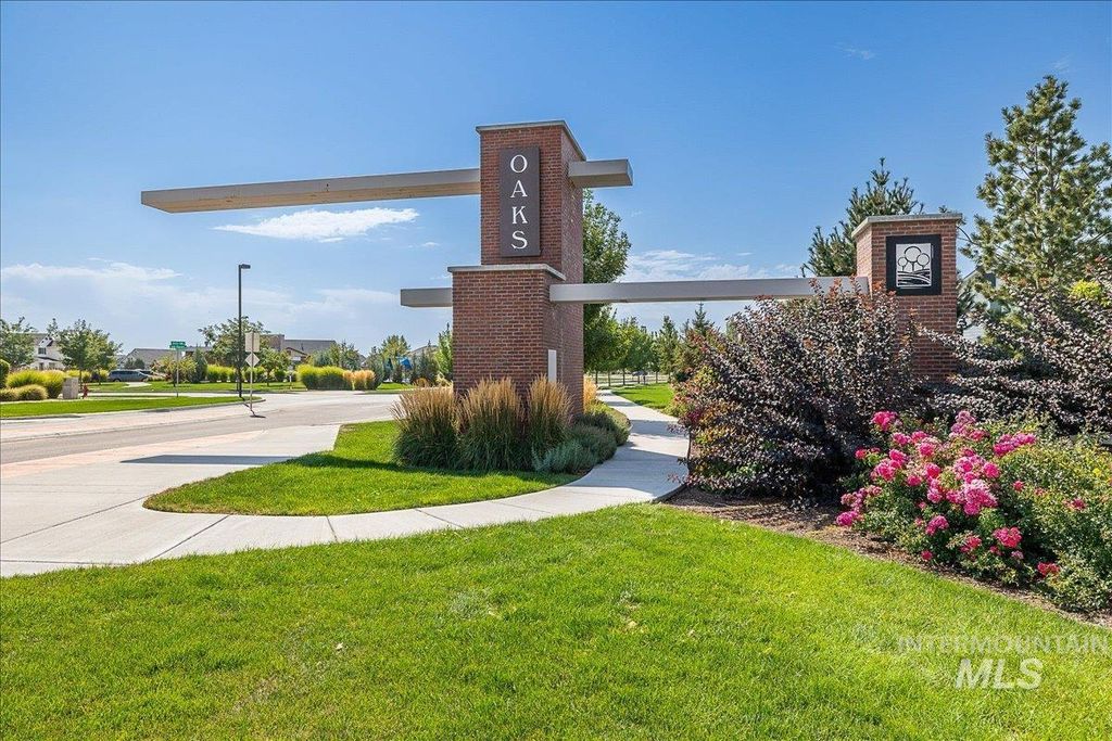 5911 W Quintale Dr, Meridian, ID 83646 photo 2