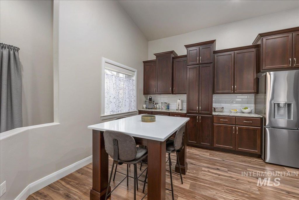 5911 W Quintale Dr, Meridian, ID 83646 photo 4