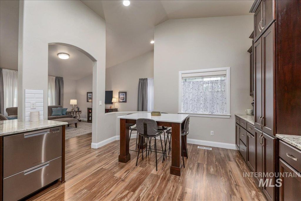 5911 W Quintale Dr, Meridian, ID 83646 photo 5