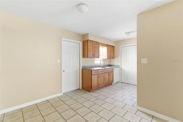 3052 PARK LANE B, Dunedin, FL 34698