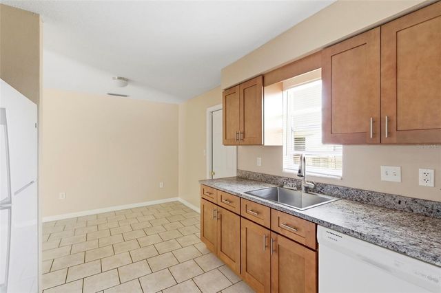 3052 PARK LANE B, Dunedin, FL 34698