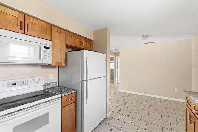 3052 PARK LANE B, Dunedin, FL 34698