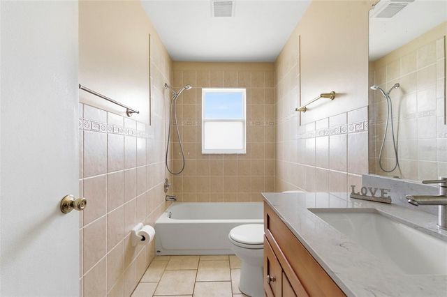3052 PARK LANE B, Dunedin, FL 34698