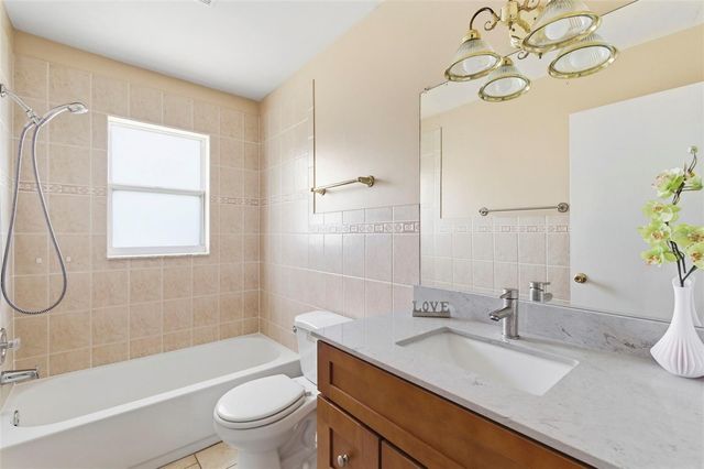 3052 PARK LANE B, Dunedin, FL 34698