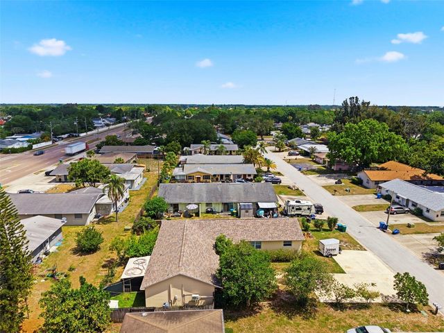 3052 PARK LANE B, Dunedin, FL 34698