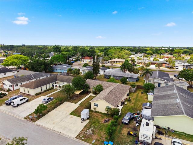 3052 PARK LANE B, Dunedin, FL 34698