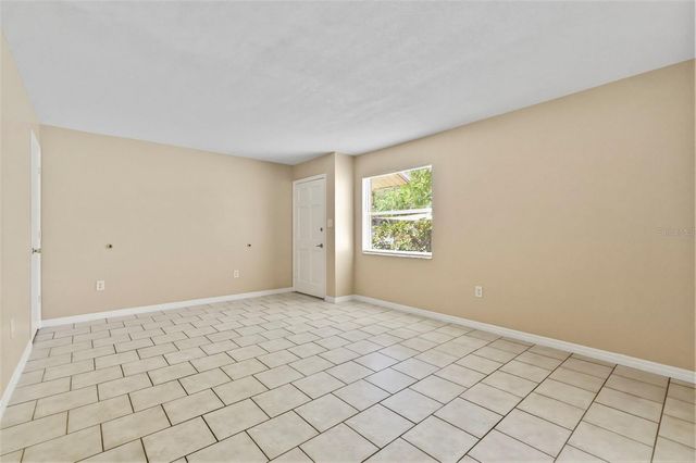 3052 PARK LANE B, Dunedin, FL 34698