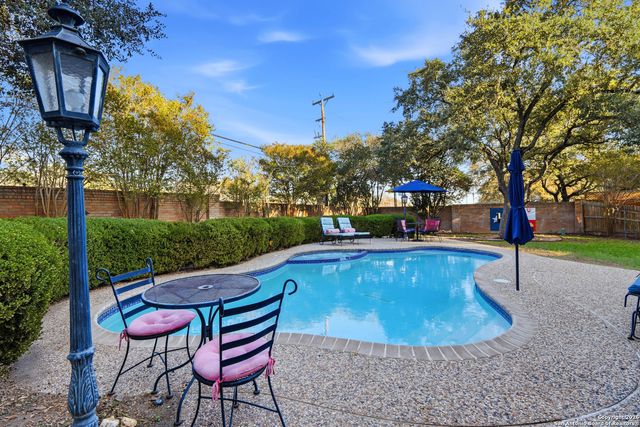 13830 Morningbluff, San Antonio, TX 78216