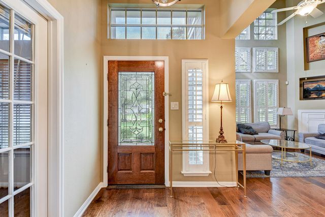 10222 Thornleaf Lane, Houston, TX 77070