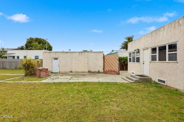 330 S Seaward Avenue, Ventura, CA 93003