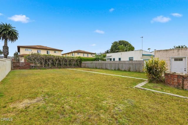 330 S Seaward Avenue, Ventura, CA 93003
