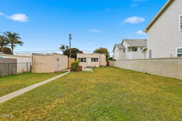 330 S Seaward Avenue, Ventura, CA 93003
