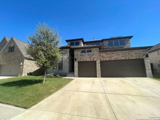 9622 War Party Trl, San Antonio, TX 78254