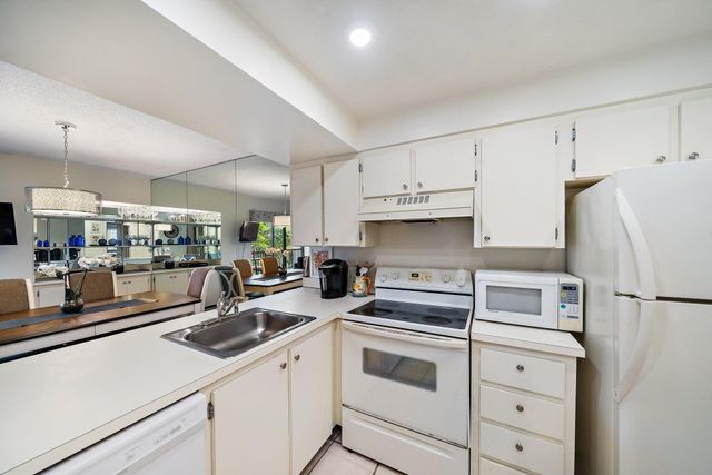 1605 S Us Hwy 1 A306, Jupiter, FL 33477