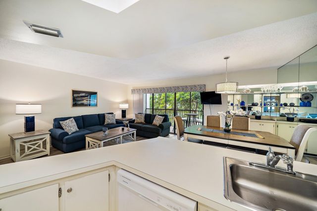 1605 S Us Hwy 1 A306, Jupiter, FL 33477