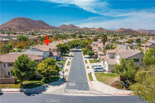 33561 Cedar Creek Lane, Lake Elsinore, CA 92532