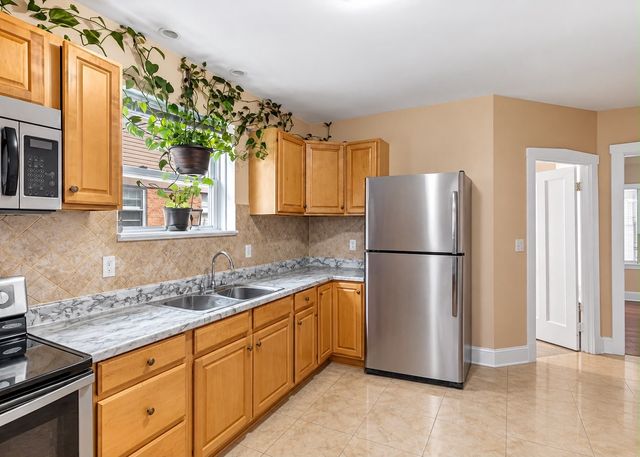 8612 Kimball Avenue, Skokie, IL 60076