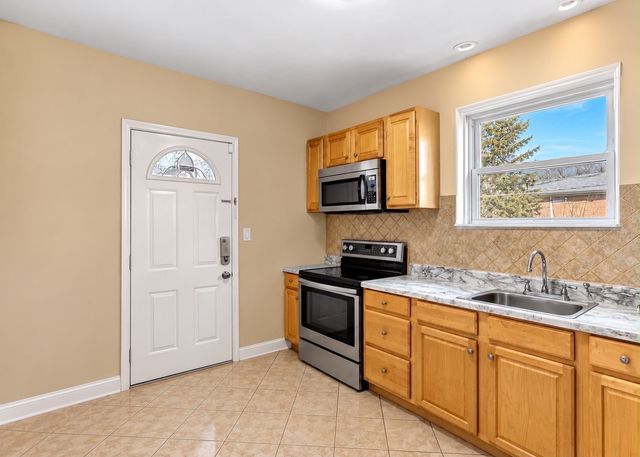 8612 Kimball Avenue, Skokie, IL 60076