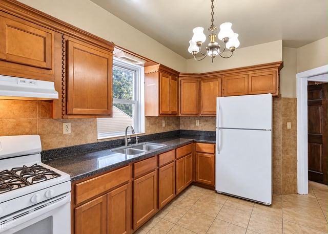 8612 Kimball Avenue, Skokie, IL 60076