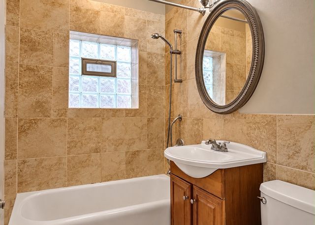8612 Kimball Avenue, Skokie, IL 60076