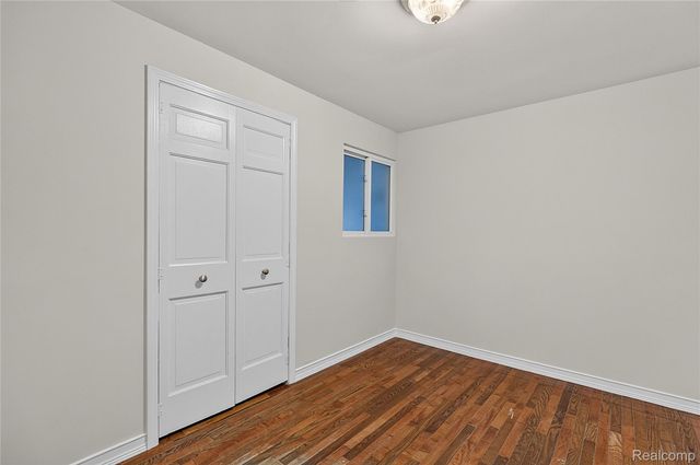 25348 Orchard Lake Road, Farmington Hills, MI 48336