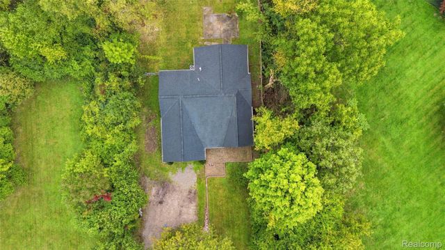 25348 Orchard Lake Road, Farmington Hills, MI 48336