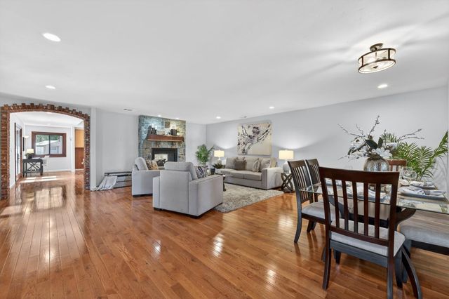 216 Rodonovan Drive, Santa Clara, CA 95051