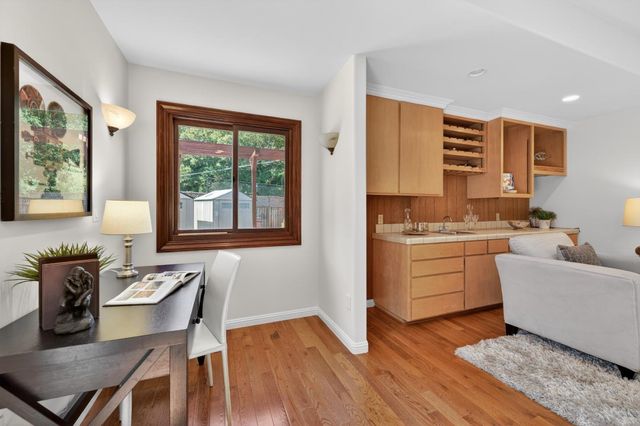 216 Rodonovan Drive, Santa Clara, CA 95051