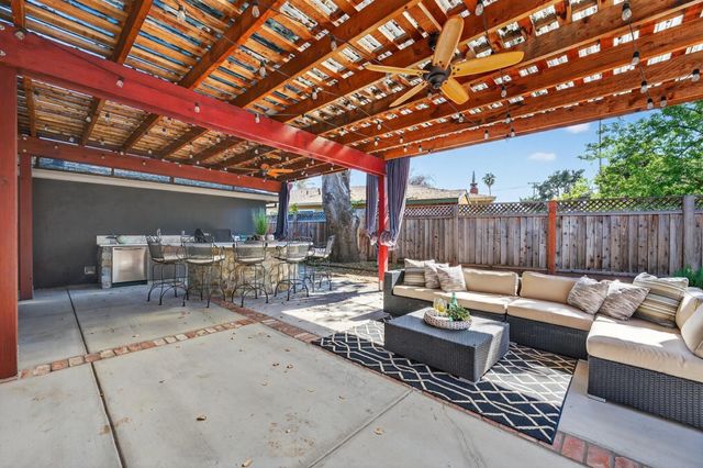 216 Rodonovan Drive, Santa Clara, CA 95051