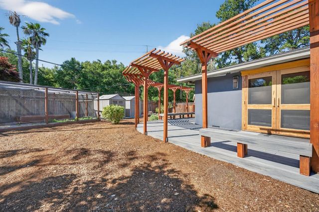 216 Rodonovan Drive, Santa Clara, CA 95051