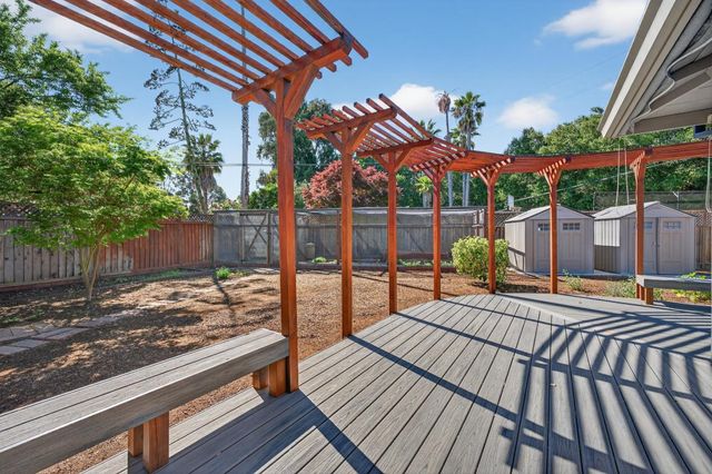 216 Rodonovan Drive, Santa Clara, CA 95051