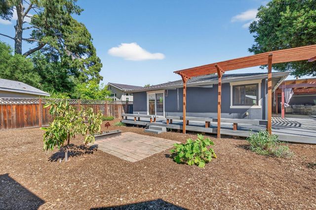 216 Rodonovan Drive, Santa Clara, CA 95051