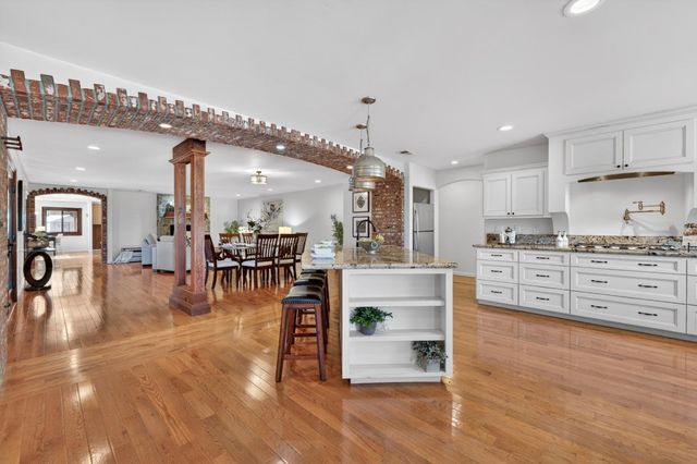 216 Rodonovan Drive, Santa Clara, CA 95051