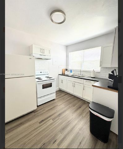 1821 NW 33rd Street, Miami, FL 33142