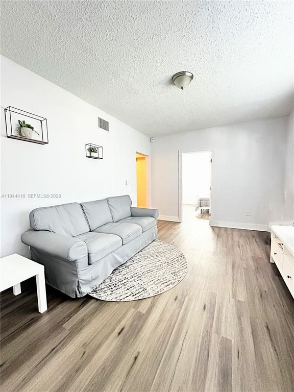 1821 NW 33rd Street, Miami, FL 33142