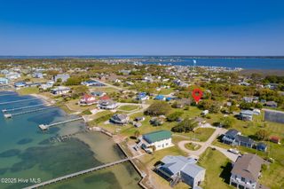 1072 Island Road, Harkers Island, NC 28531