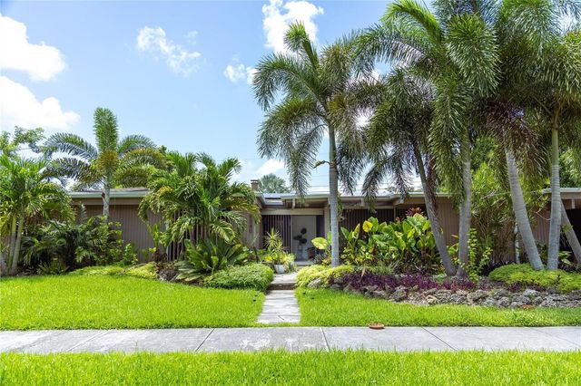 9340 SW 178th Terrace, Palmetto Bay, FL 33157