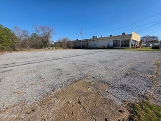 6956 Old Canton Road, Ridgeland, MS 39157