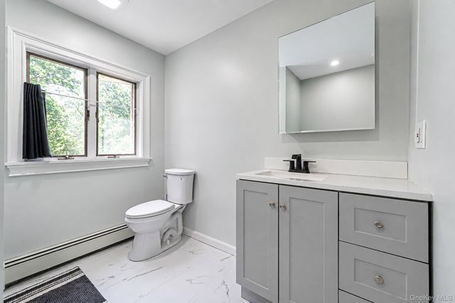 28 Artist Lake Boulevard, Middle Island, NY 11953