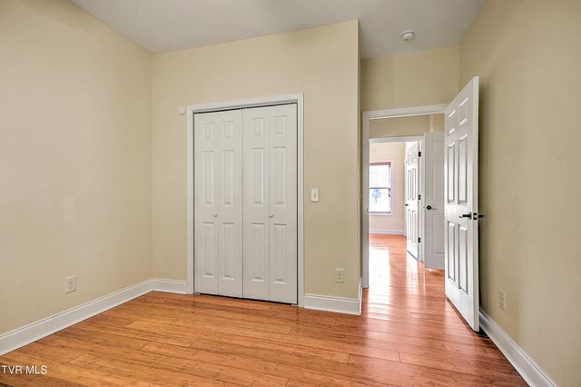 3628 Hazelnut Drive, Kingsport, TN 37664