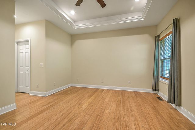 3628 Hazelnut Drive, Kingsport, TN 37664