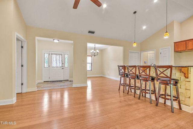 3628 Hazelnut Drive, Kingsport, TN 37664