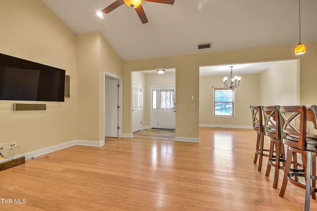 3628 Hazelnut Drive, Kingsport, TN 37664