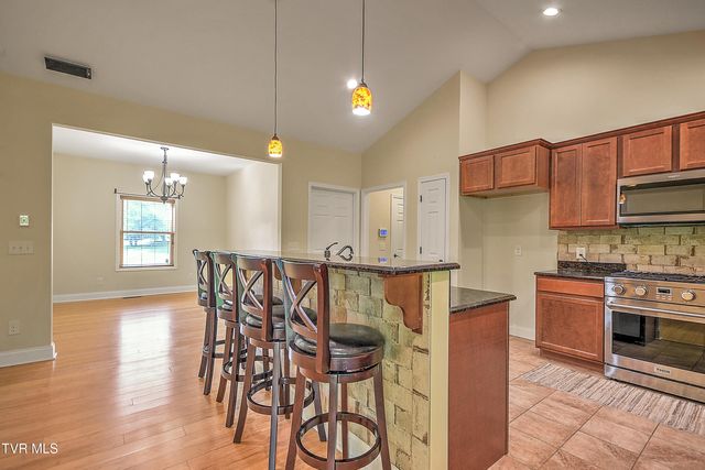 3628 Hazelnut Drive, Kingsport, TN 37664