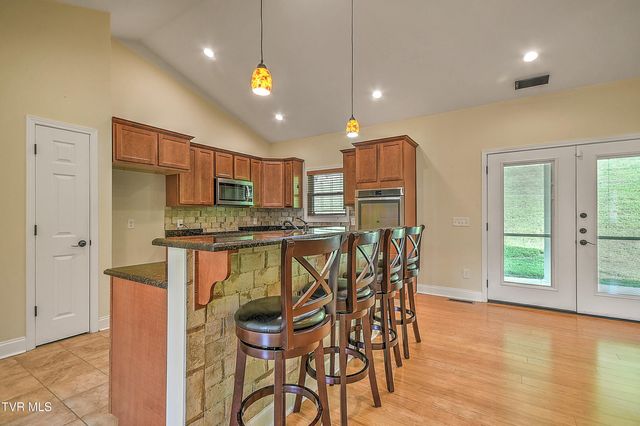 3628 Hazelnut Drive, Kingsport, TN 37664