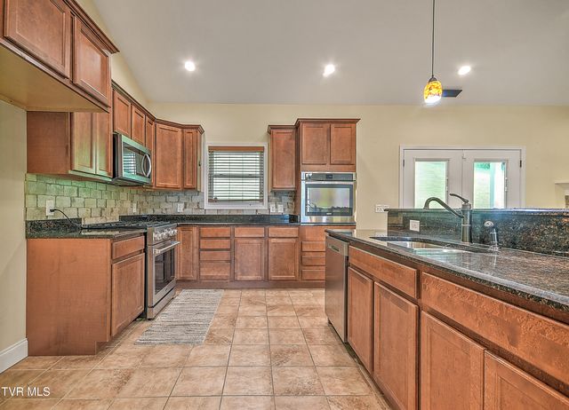 3628 Hazelnut Drive, Kingsport, TN 37664