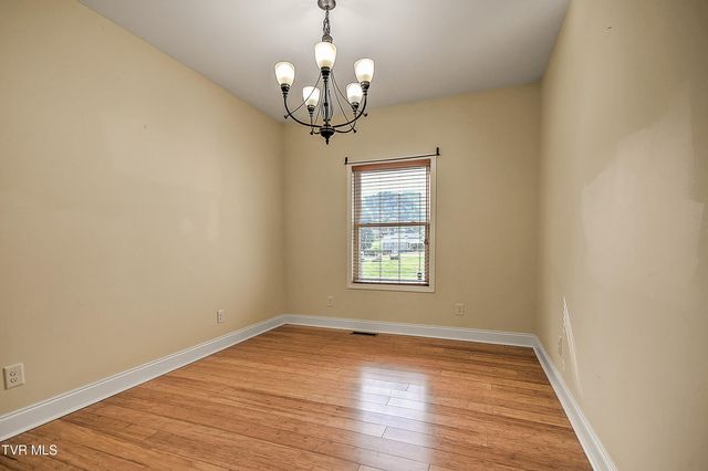 3628 Hazelnut Drive, Kingsport, TN 37664