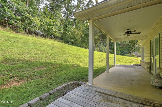 3628 Hazelnut Drive, Kingsport, TN 37664