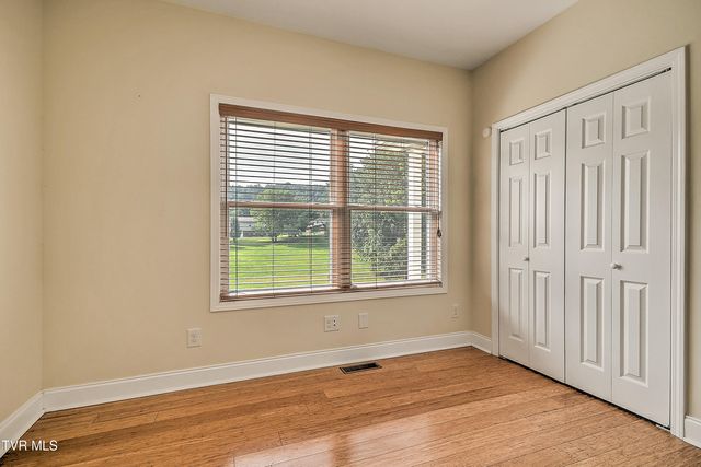 3628 Hazelnut Drive, Kingsport, TN 37664