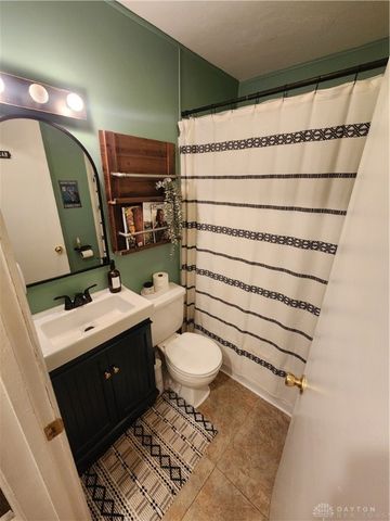 1401 Hood Avenue, Middletown, OH 45044